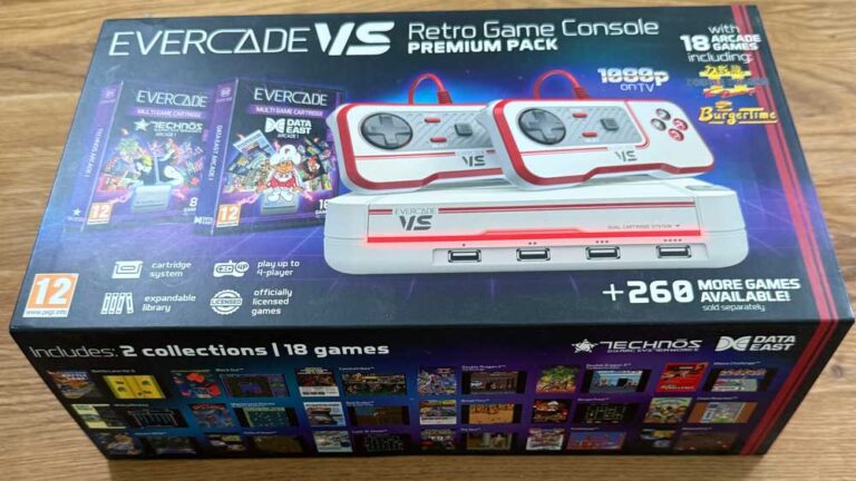 Evercade VS Premium Pack erste Version